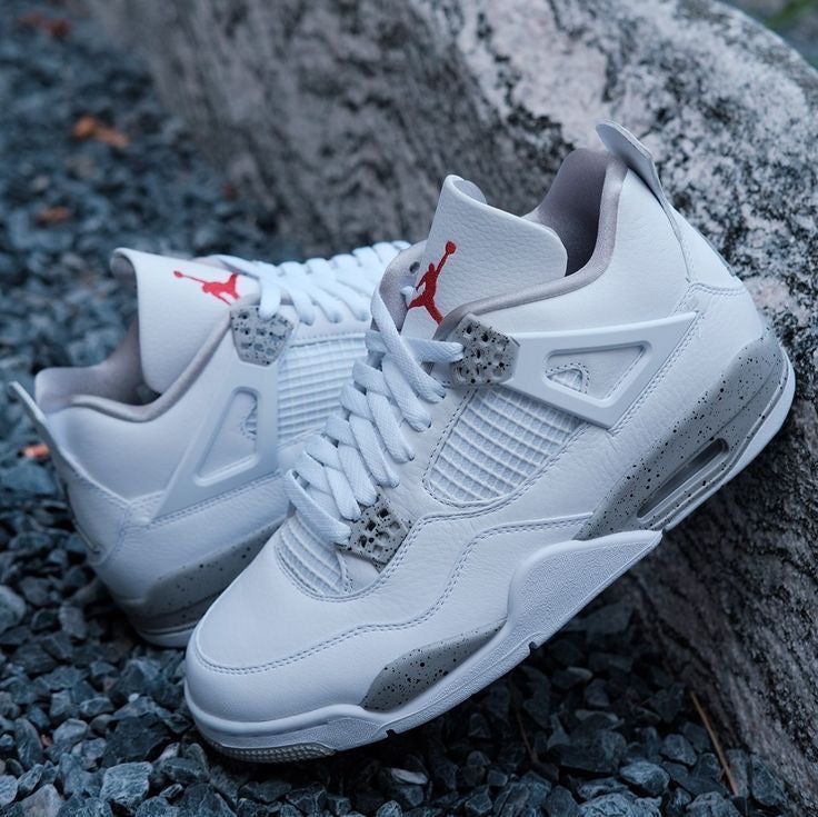 Air Jordan 4 Rétro White Oreo