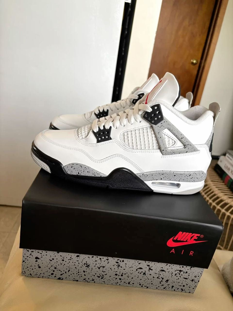 Air Jordan 4 White Cemant