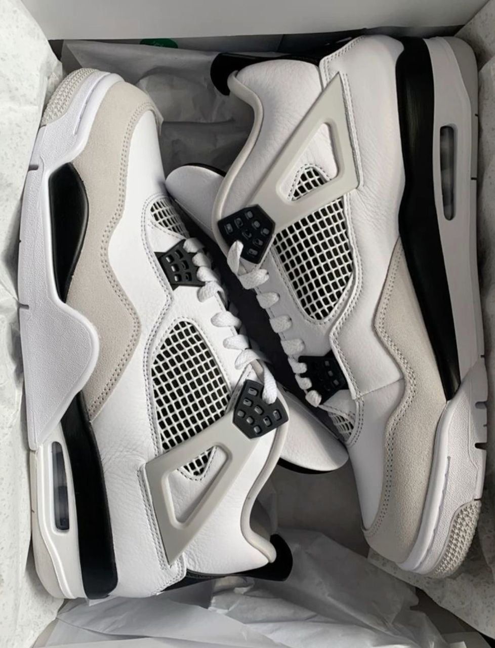 Air Jordan 4 black military