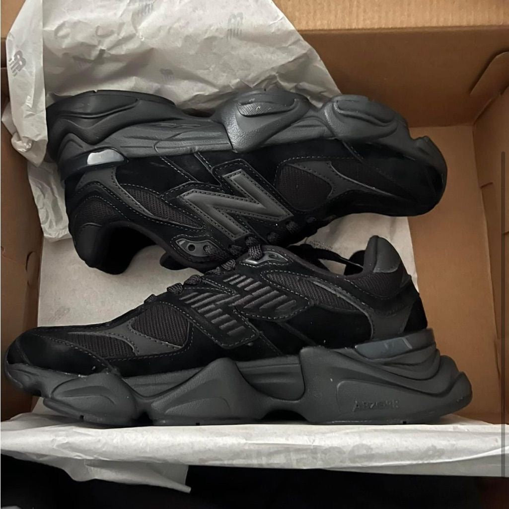 New balance 9060 all black