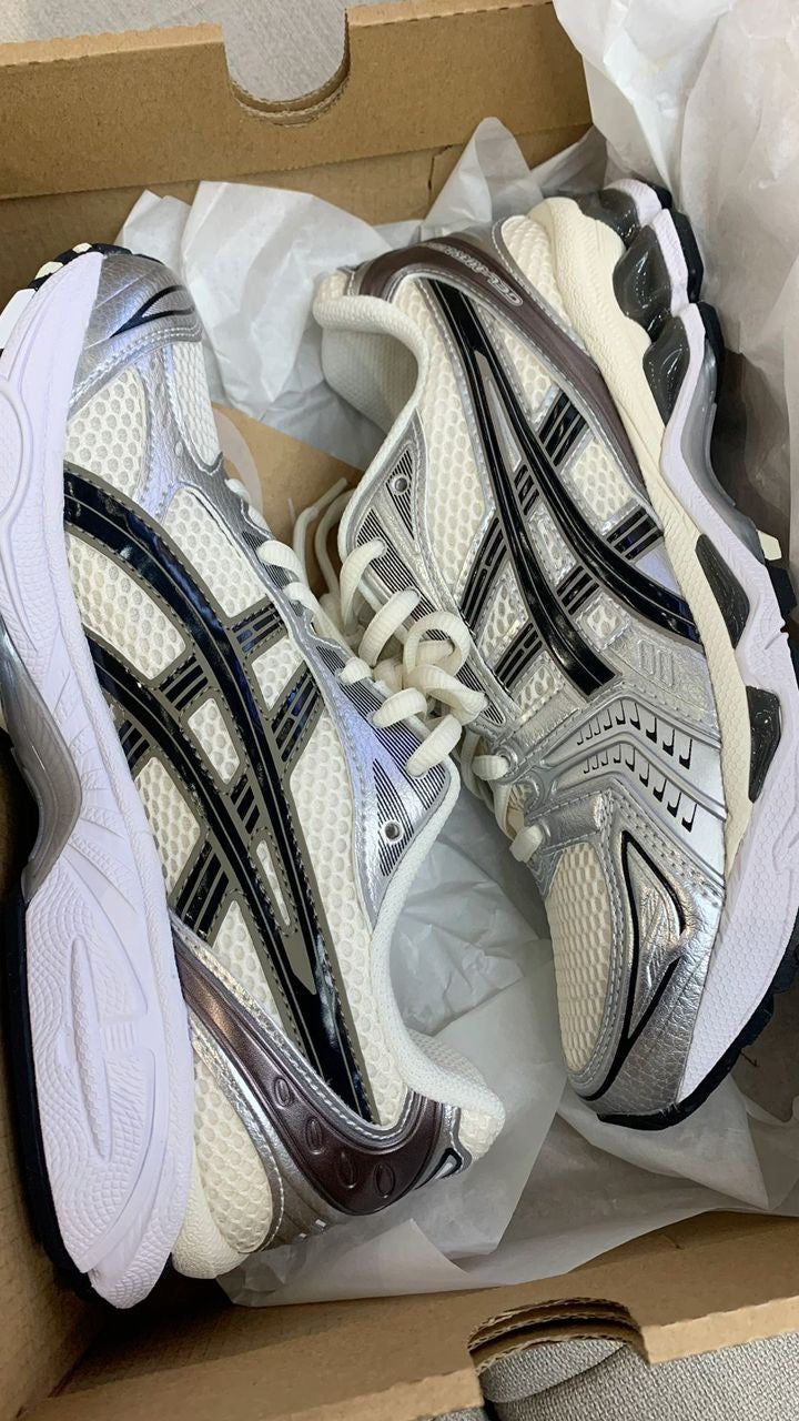 ASICS gel kayano Crème