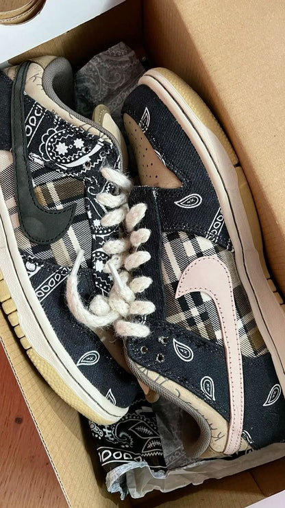 Nike Sb dunk low Travis Scott