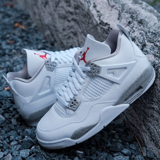 Air Jordan 4 Rétro White Oreo