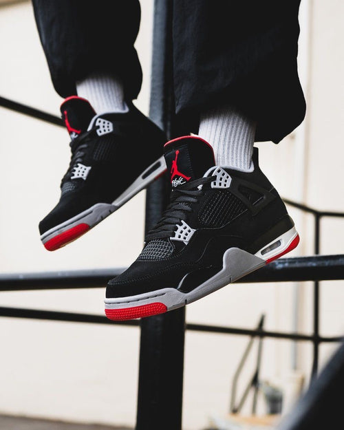 Air Jordan 4 rétro rouge noire