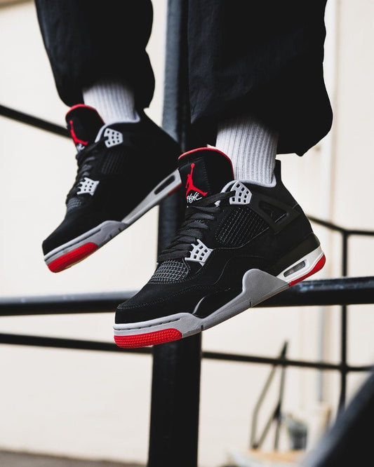 Air Jordan 4 rétro rouge noire