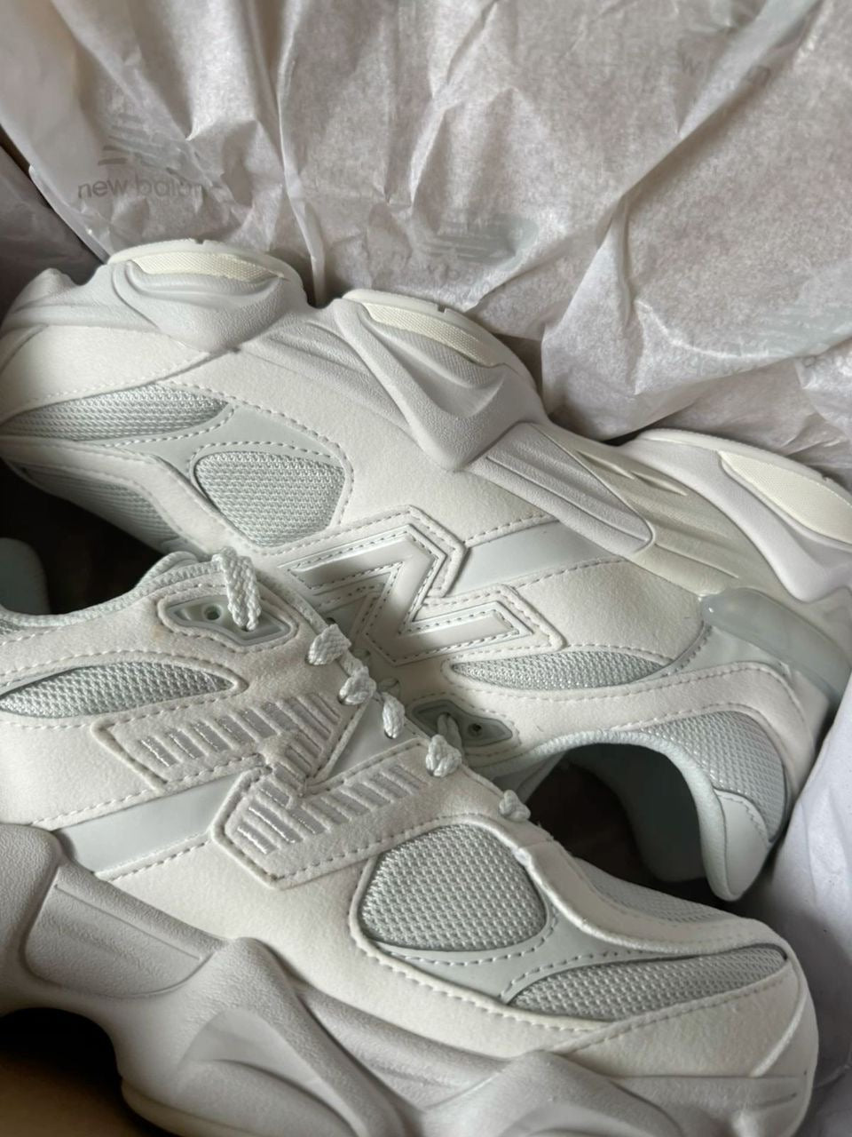 New balance 9060 all white