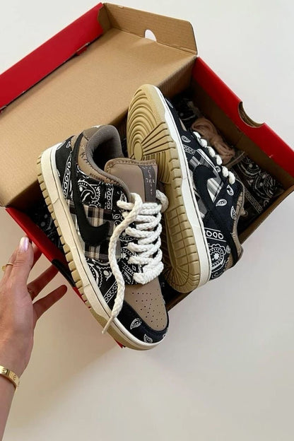 Nike Sb dunk low Travis Scott