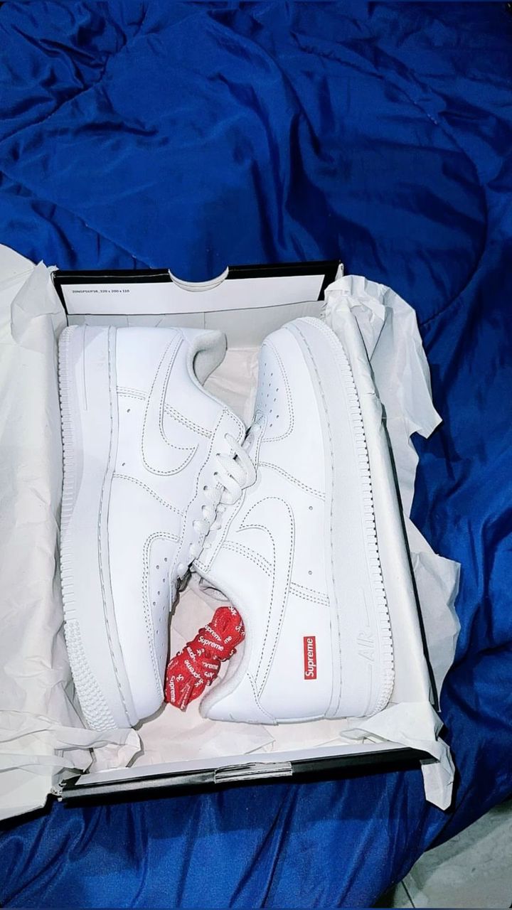 Nike air force 1 X Suprême
